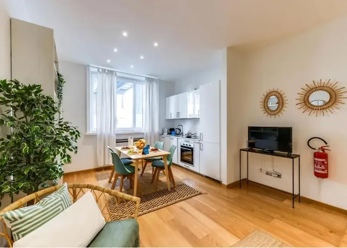 One-Bedroom Apartment